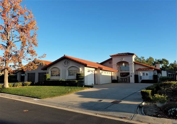 1050 Ridge Heights, FALLBROOK, California, United States 92028, 3 Bedrooms Bedrooms, ,1 BathroomBathrooms,For sale,Ridge Heights,190065785