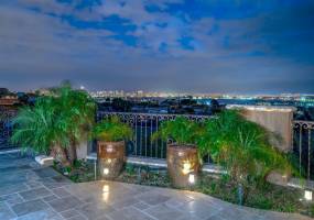 3640 Garrison, San Diego, California, United States 92106, 4 Bedrooms Bedrooms, ,1 BathroomBathrooms,For sale,Garrison,190066011