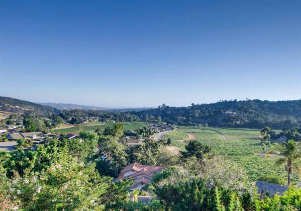 2842 Lakemont Dr, Fallbrook, California, United States 92028, 4 Bedrooms Bedrooms, ,2 BathroomsBathrooms,For sale,Lakemont Dr,190066268