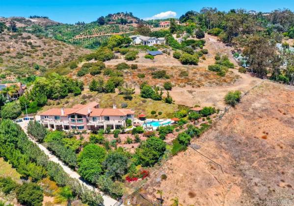 2842 Lakemont Dr, Fallbrook, California, United States 92028, 4 Bedrooms Bedrooms, ,2 BathroomsBathrooms,For sale,Lakemont Dr,190066268