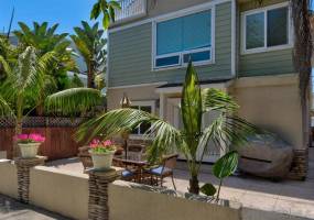 817 Ostend Ct, San Diego, California, United States 92109, 3 Bedrooms Bedrooms, ,For sale,Ostend Ct,200000075