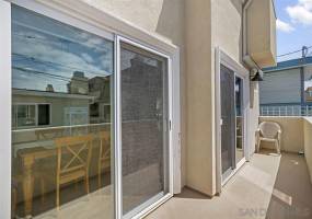 817 Ostend Ct, San Diego, California, United States 92109, 3 Bedrooms Bedrooms, ,For sale,Ostend Ct,200000075