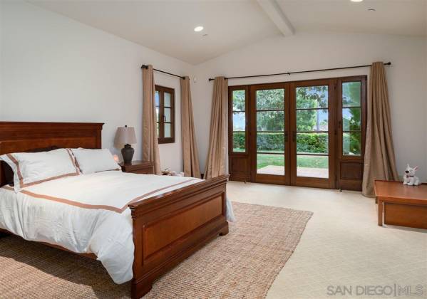 5449 La Granada, Rancho Santa Fe, California, United States 92067, 7 Bedrooms Bedrooms, ,2 BathroomsBathrooms,For sale,La Granada,200000474