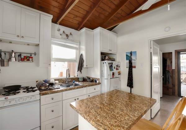 228 Helix Ave, Solana Beach, California, United States 92075, 1 Bedroom Bedrooms, ,For sale,Helix Ave,200000979