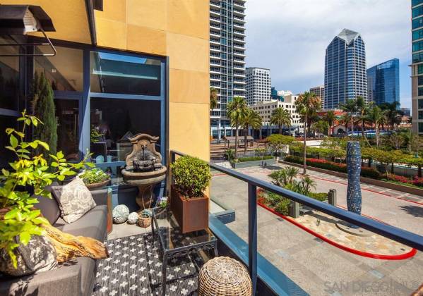 1325 Pacific Hwy, San Diego, California, United States 92101, 1 Bedroom Bedrooms, ,1 BathroomBathrooms,For sale,Pacific Hwy,200000991