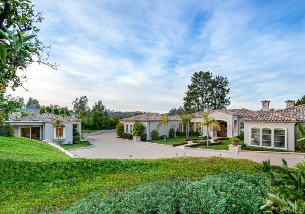 5229 Avenida Maravillas, Rancho Santa Fe, California, United States 92067, 4 Bedrooms Bedrooms, ,2 BathroomsBathrooms,For sale,Avenida Maravillas,200001002