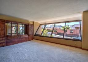 230 Laurel, San Diego, California, United States 92101, 3 Bedrooms Bedrooms, ,For sale,Laurel,200001053