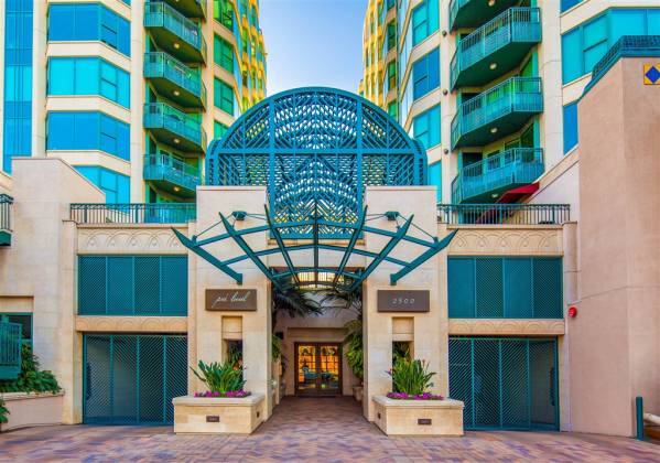 2500 6Th Ave, San Diego, California, United States 92103, 2 Bedrooms Bedrooms, ,1 BathroomBathrooms,For sale,6Th Ave,200001059