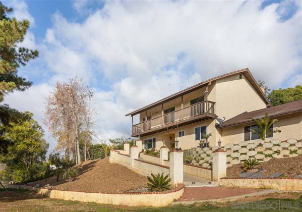 4246 Olive Hill, Fallbrook, California, United States 92028, 4 Bedrooms Bedrooms, ,1 BathroomBathrooms,For sale,Olive Hill,200001226