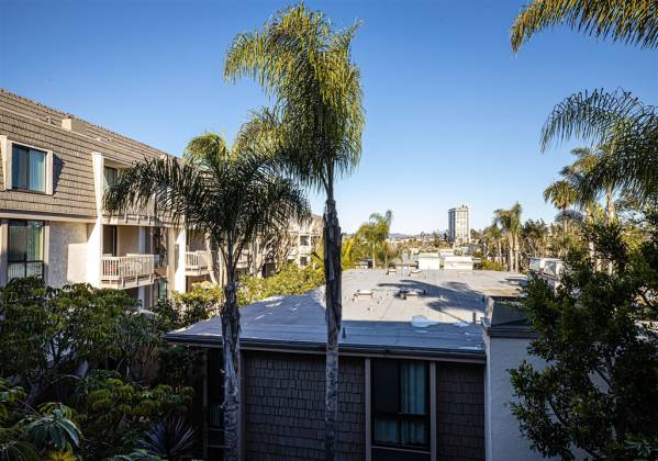 999 Pacific St., Oceanside, California, United States 92054, 2 Bedrooms Bedrooms, ,For sale,Pacific St.,200001295