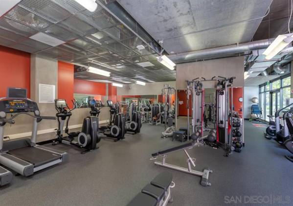 350 11Th Ave, San Diego, California, United States 92101, 2 Bedrooms Bedrooms, ,1 BathroomBathrooms,For sale,11Th Ave,200001412