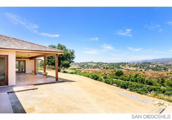 1402 Riverview Dr, Fallbrook, California, United States 92028, 4 Bedrooms Bedrooms, ,1 BathroomBathrooms,For sale,Riverview Dr,200001546