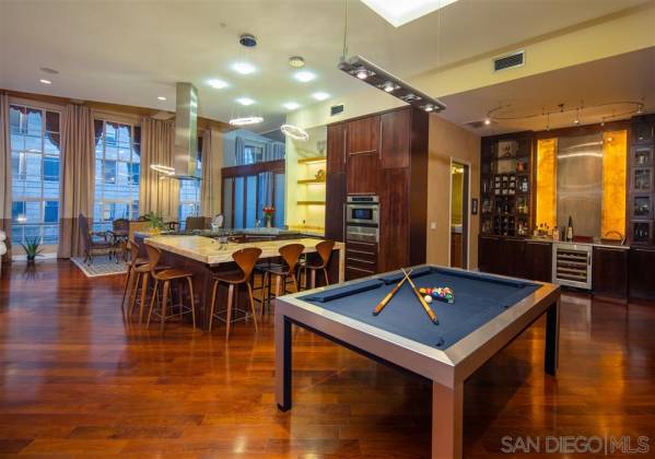 950 6th Ave, San Diego, California, United States 92101, 2 Bedrooms Bedrooms, ,For sale,6th Ave,200001548