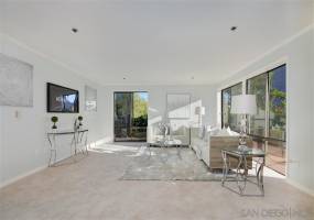 2130 Vallecitos, La Jolla, California, United States 92037, 2 Bedrooms Bedrooms, ,For sale,Vallecitos,200001638