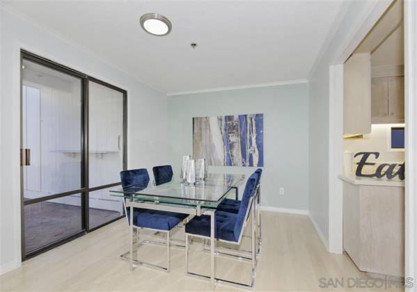 2130 Vallecitos, La Jolla, California, United States 92037, 2 Bedrooms Bedrooms, ,For sale,Vallecitos,200001638