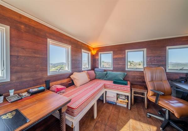 22801 Crescent Heights Road, Santa Ysabel, California, United States 92070, 2 Bedrooms Bedrooms, ,For sale,Crescent Heights Road,200001737