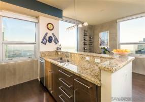 321 10th Ave., San Diego, California, United States 92101, 2 Bedrooms Bedrooms, ,For sale,10th Ave.,200001865