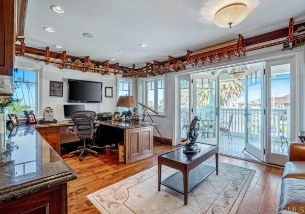 7985 Prospect Street, La Jolla, California, United States 92037, 2 Bedrooms Bedrooms, ,1 BathroomBathrooms,For sale,Prospect Street,200002180