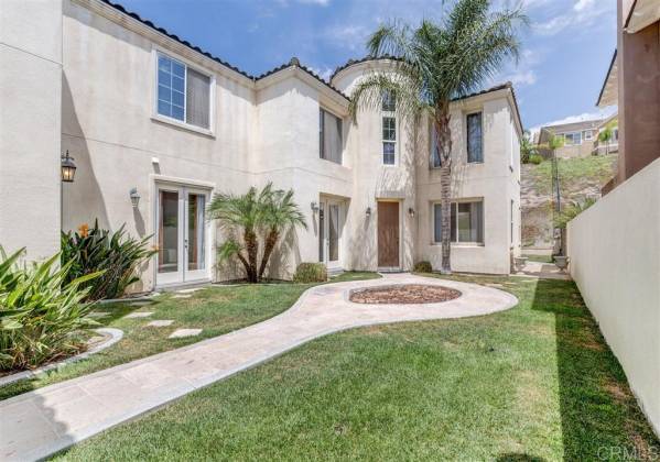 1013 White Alder Ave, Chula Vista, California, United States 91914, 5 Bedrooms Bedrooms, ,1 BathroomBathrooms,For sale,White Alder Ave,200002189