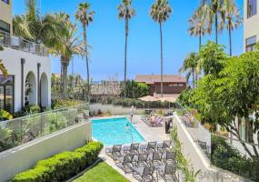 5410 La Jolla Blvd., La Jolla, California, United States 92037, 2 Bedrooms Bedrooms, ,For sale,La Jolla Blvd.,200002218