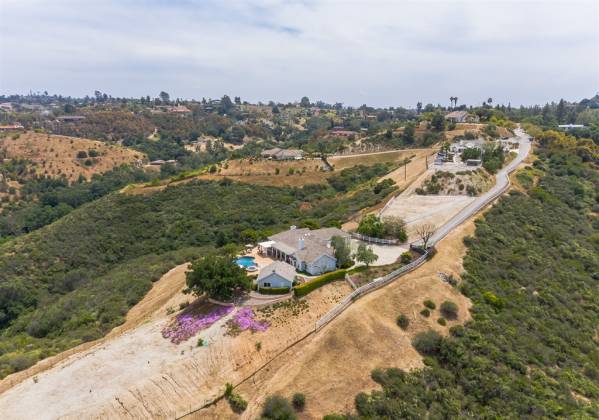 982 River Oaks Ln, Fallbrook, California, United States 92028, 5 Bedrooms Bedrooms, ,1 BathroomBathrooms,For sale,River Oaks Ln,200002529