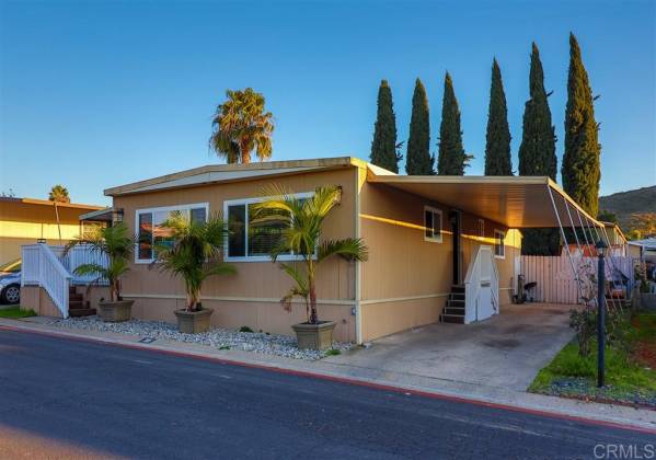 10767 Jamacha Blvd, Spring Valley, California, United States 91978, 4 Bedrooms Bedrooms, ,For sale,Jamacha Blvd,200002680