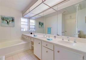 3443 Don Arturo Drive, Carlsbad, California, United States 92010, 2 Bedrooms Bedrooms, ,For sale,Don Arturo Drive,200002930