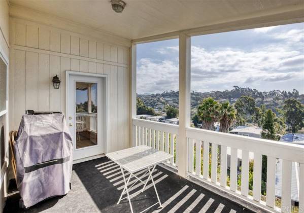 2003 Bayview Heights Dr, San Diego, California, United States 92105, 3 Bedrooms Bedrooms, ,For sale,Bayview Heights Dr,200003029