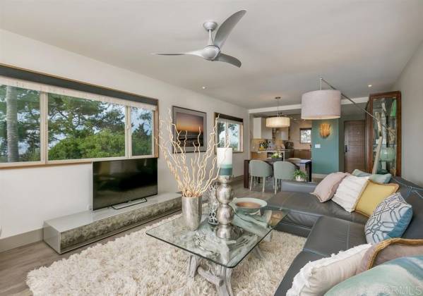 640 W Solana Circle, Solana Beach, California, United States 92075, 2 Bedrooms Bedrooms, ,For sale,W Solana Circle,200003333