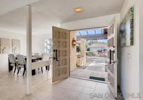 12554 Camino Emparrado, San Diego, California, United States 92128, 3 Bedrooms Bedrooms, ,For sale,Camino Emparrado,200003464