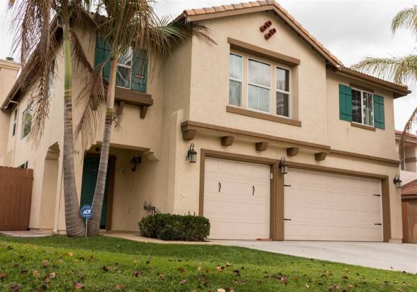 594 Island Breeze Ln, San Diego, California, United States 92154, 5 Bedrooms Bedrooms, ,For sale,Island Breeze Ln,200003501