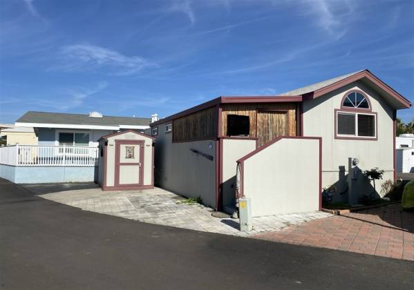 900 Cleveland St, Oceanside, California, United States 92054, 1 Bedroom Bedrooms, ,For sale,Cleveland St,200003656