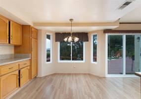 1370 Clear Crest Cir, Vista, California, United States 92084, 3 Bedrooms Bedrooms, ,For sale,Clear Crest Cir,200003728