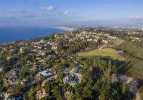 7007 Country Club Dr, La Jolla, California, United States 92037, 10 Bedrooms Bedrooms, ,5 BathroomsBathrooms,For sale,Country Club Dr,200003765