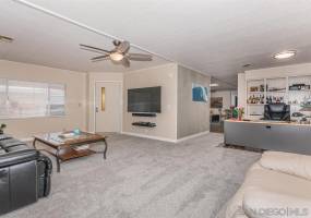 2250 N Broadway, Escondido, California, United States 92026, 2 Bedrooms Bedrooms, ,For sale,N Broadway,200004178