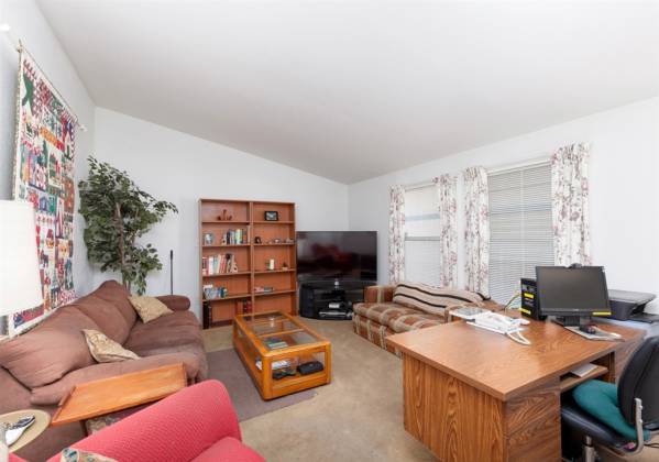 200 El Camino Real, Oceanside, California, United States 92058, 3 Bedrooms Bedrooms, ,For sale,El Camino Real,200004187