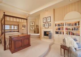 8518 Ruette Monte Carlo, La Jolla, California, United States 92037, 5 Bedrooms Bedrooms, ,2 BathroomsBathrooms,For sale,Ruette Monte Carlo,200004320