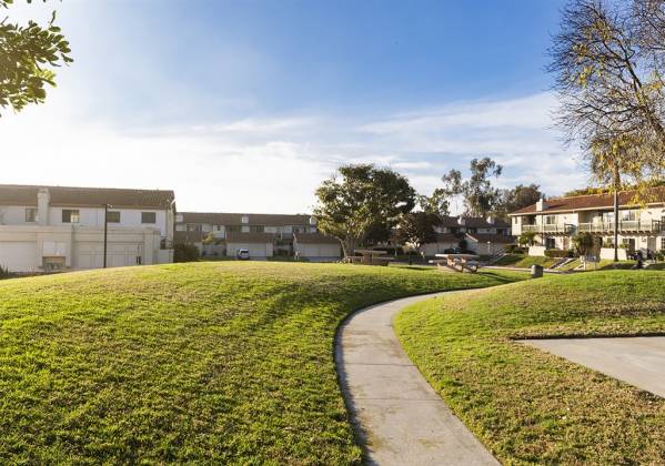 6868 Maple Leaf Drive, Carlsbad, California, United States 92011, 2 Bedrooms Bedrooms, ,1 BathroomBathrooms,For sale,Maple Leaf Drive,200004535