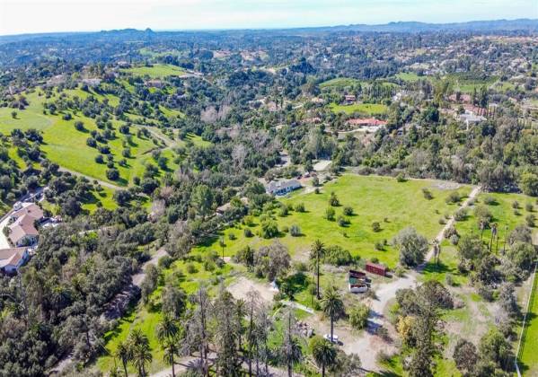 3210 Live Oak Park Rd, Fallbrook, California, United States 92028, 2 Bedrooms Bedrooms, ,For sale,Live Oak Park Rd,200004561