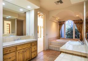 3993 Peony Dr, Fallbrook, California, United States 92028, 3 Bedrooms Bedrooms, ,For sale,Peony Dr,200004563