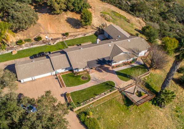 26235 Lake Wohlford Rd., Valley Center, California, United States 92082, 7 Bedrooms Bedrooms, ,For sale,Lake Wohlford Rd.,200004763