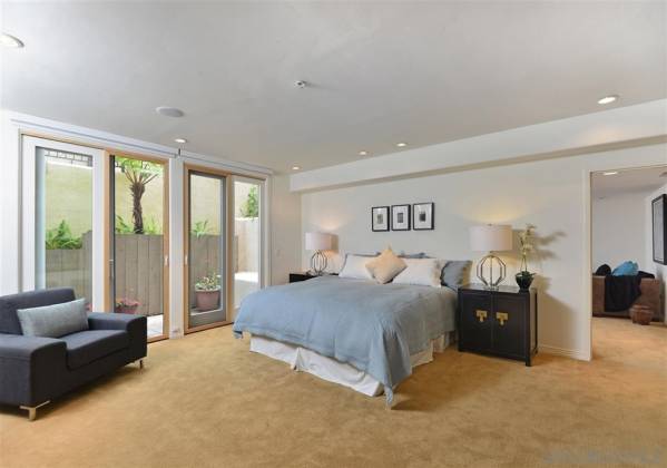 302 Prospect St, La Jolla, California, United States 92037, 3 Bedrooms Bedrooms, ,1 BathroomBathrooms,For sale,Prospect St,200004854