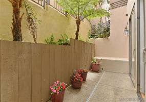 302 Prospect St, La Jolla, California, United States 92037, 3 Bedrooms Bedrooms, ,1 BathroomBathrooms,For sale,Prospect St,200004854