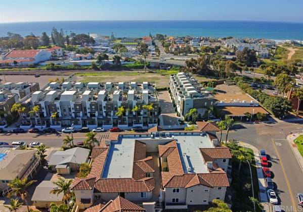 545 Laguna Dr, Carlsbad, California, United States 92008, 2 Bedrooms Bedrooms, ,1 BathroomBathrooms,For sale,Laguna Dr,200004935