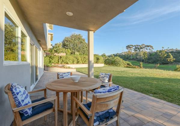 628 Santa Helena, Solana Beach, California, United States 92075, 5 Bedrooms Bedrooms, ,For sale,Santa Helena,200005197