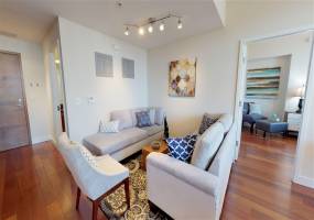 700 E Street, San Diego, California, United States 92101, 2 Bedrooms Bedrooms, ,For sale,E Street,200005256