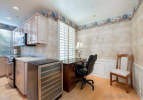 5805 Friars Rd, San Diego, California, United States 92110, 3 Bedrooms Bedrooms, ,For sale,Friars Rd,200005367