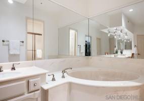 5805 Friars Rd, San Diego, California, United States 92110, 3 Bedrooms Bedrooms, ,For sale,Friars Rd,200005367