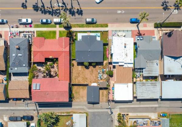 304 Pacific St, Oceanside, California, United States 92054, 2 Bedrooms Bedrooms, ,For sale,Pacific St,200005445