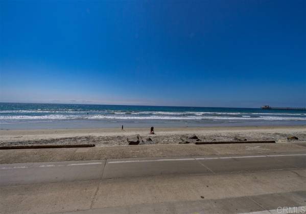 304 Pacific St, Oceanside, California, United States 92054, 2 Bedrooms Bedrooms, ,For sale,Pacific St,200005445